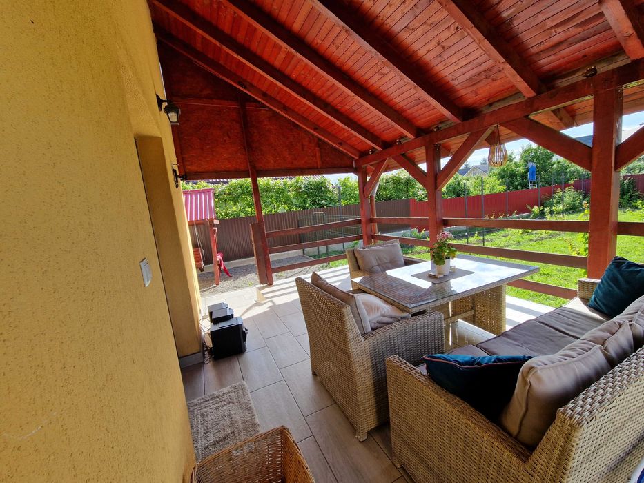 Ofer chirie în regim hotelier! 130 lei / noapte/ camera.