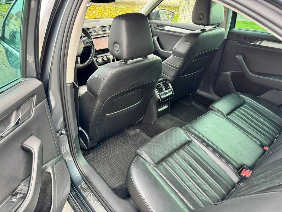 Skoda Superb 2.0 TDI, 190 CP, 4x4