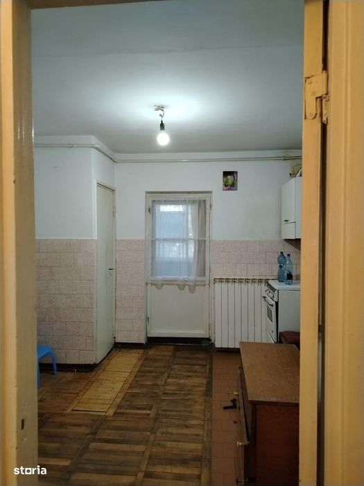 Apartament 3 camere 75mp cu garaj zona Scala 88.000eur neg