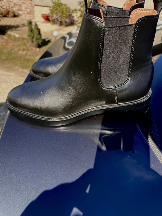 Botine barbati noi ,neincaltate