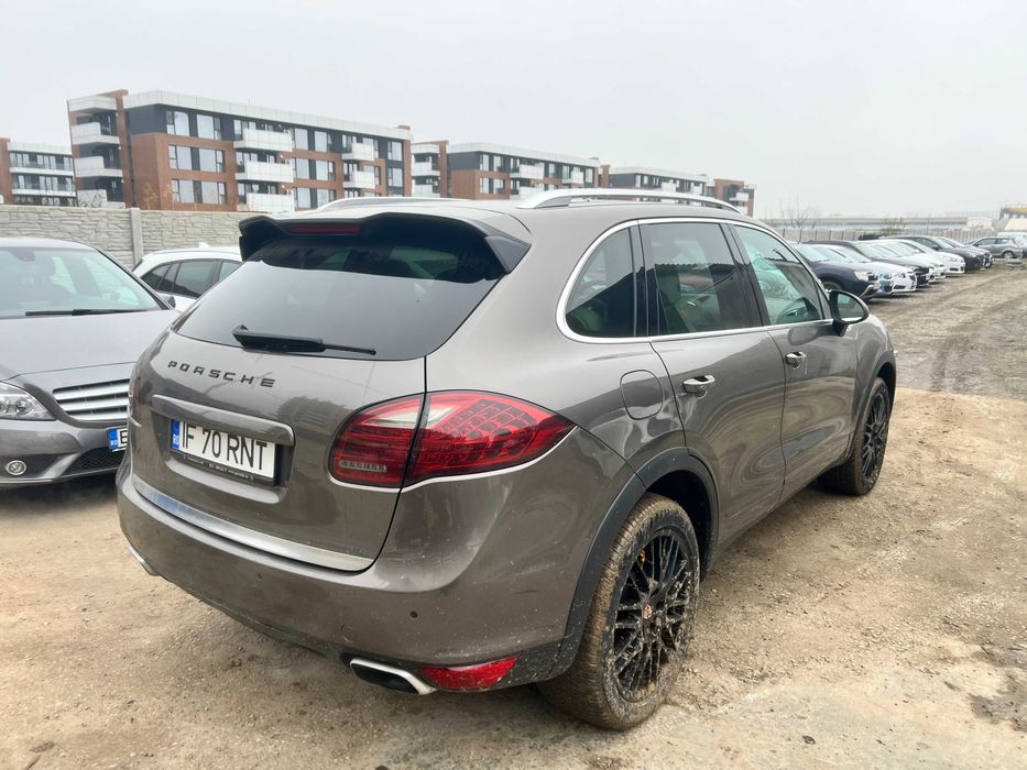 Porsche Cayenne benzina