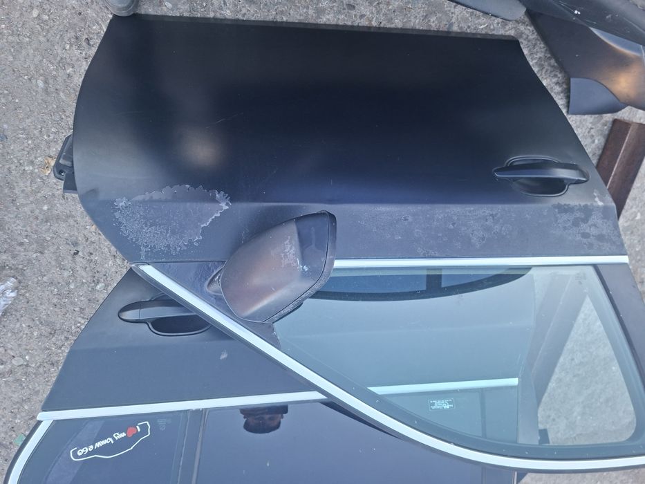 Usi E60 negru complete cu tot cu cu interior sau fara