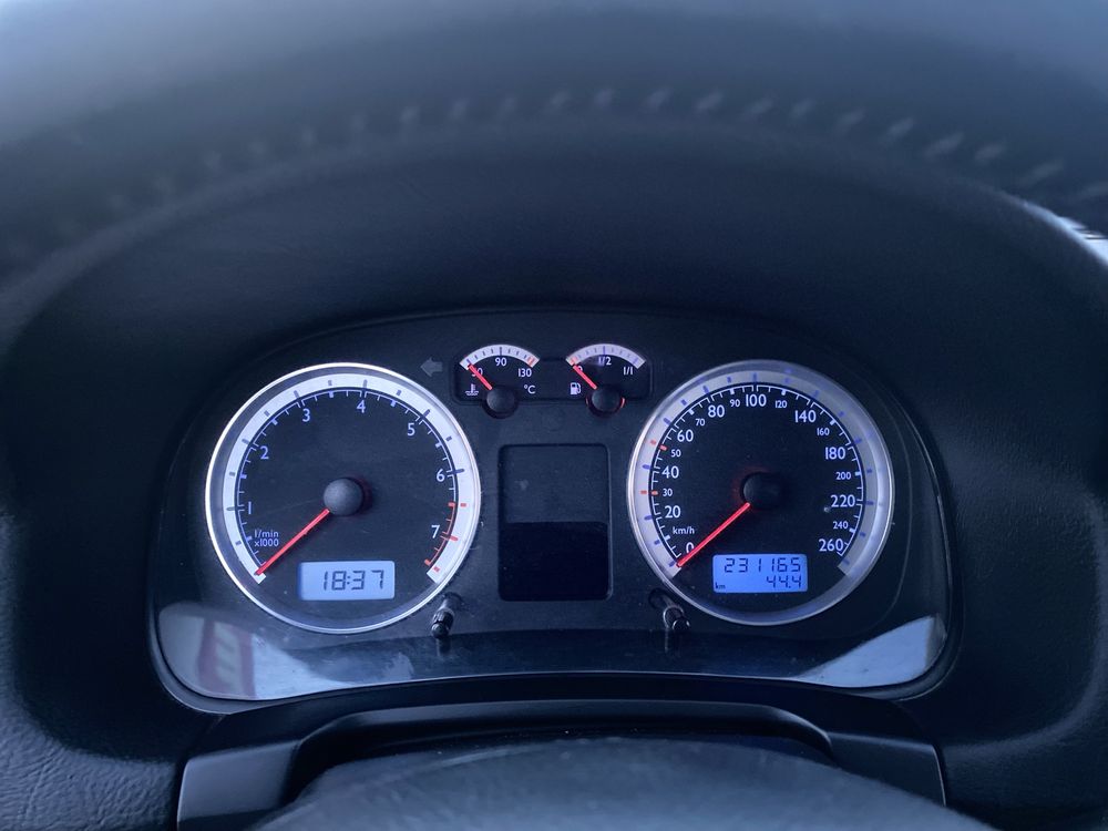 Golf 4 1.8T 2000г.