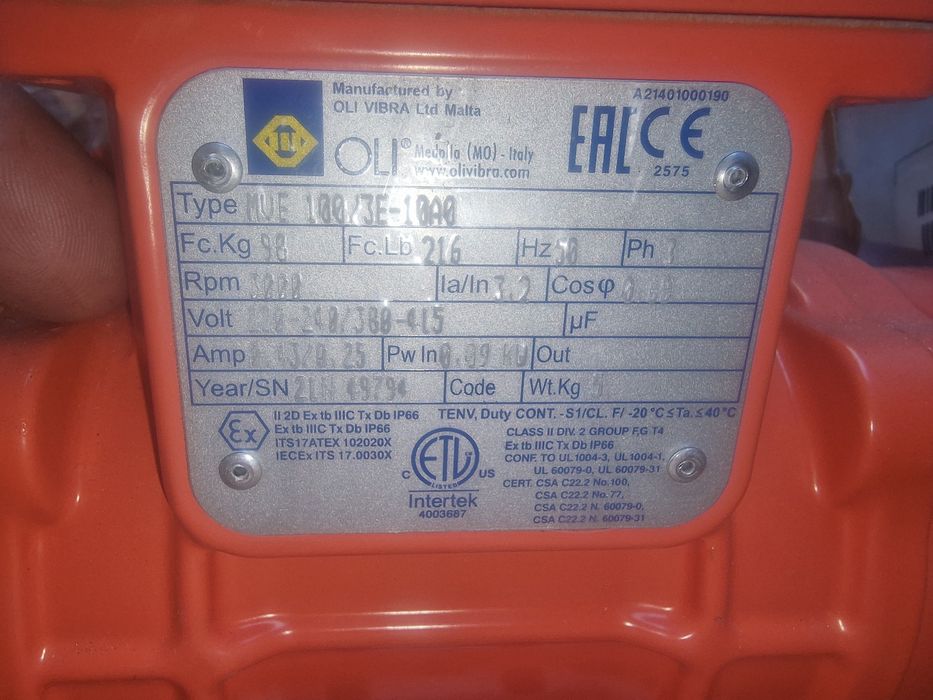Motor vibrator trifazat MVE 100/3E-10A0
