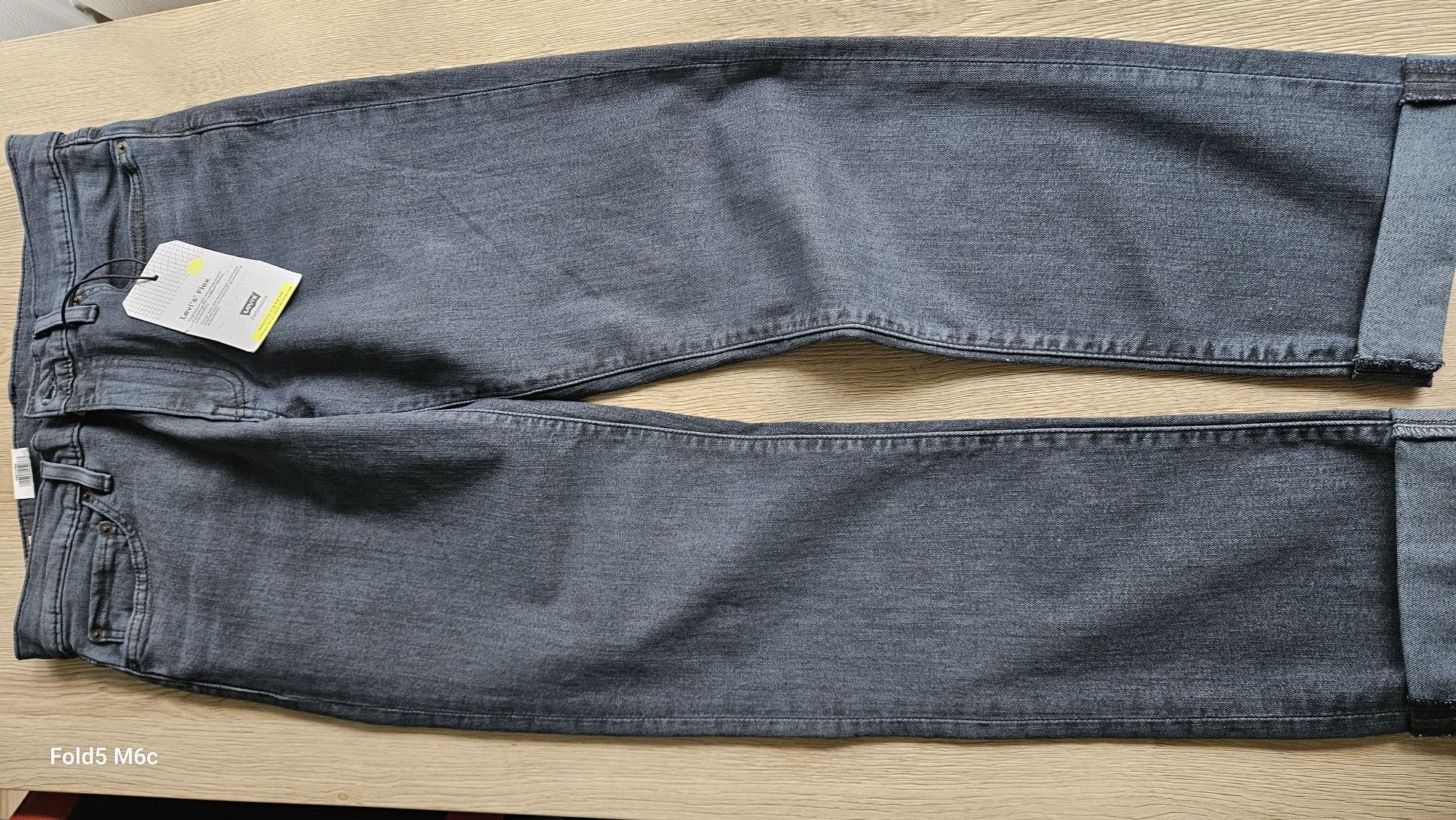 Levi's 511 slim flex, măsura 32/34,culoare safir, noi.