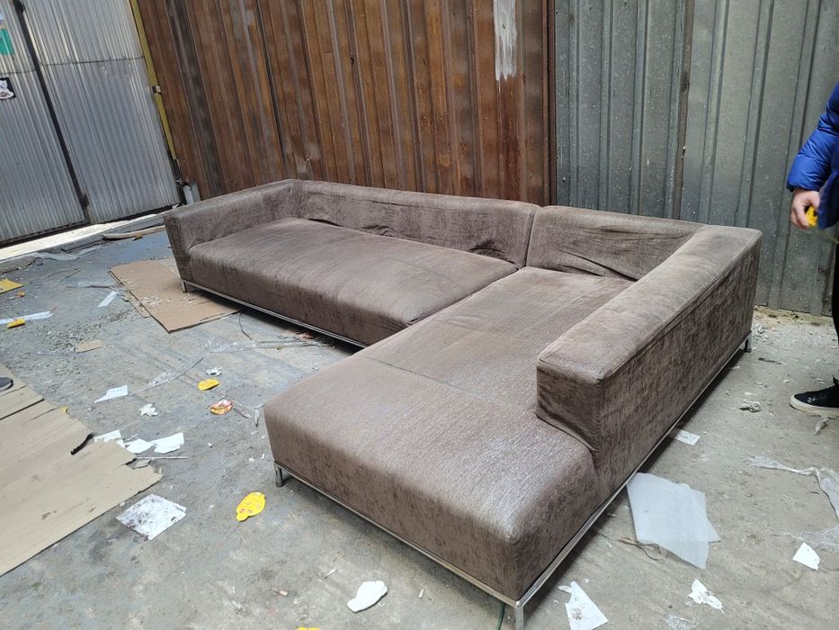 Canapea coltar folosita.