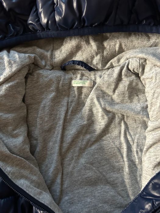 Яке Benetton с подарък олекотено яке