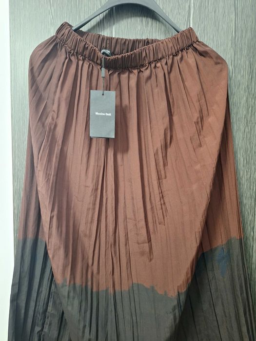 Fustă Massimo Dutti marimea XS.