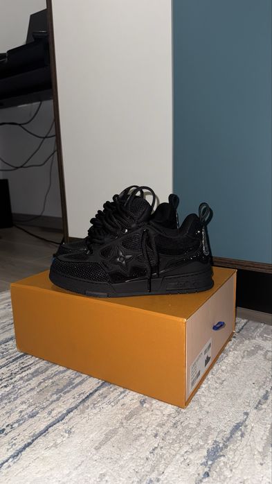 Louis Vuitton Skates Black Crystals