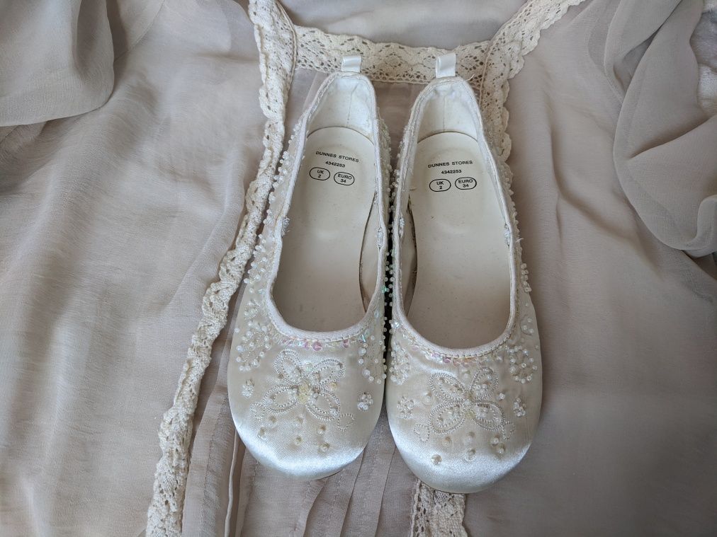 Balerini/pantofi din saten ivory măr 33