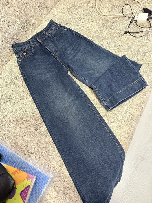 Продам джинсы доставка бесплатно по городу