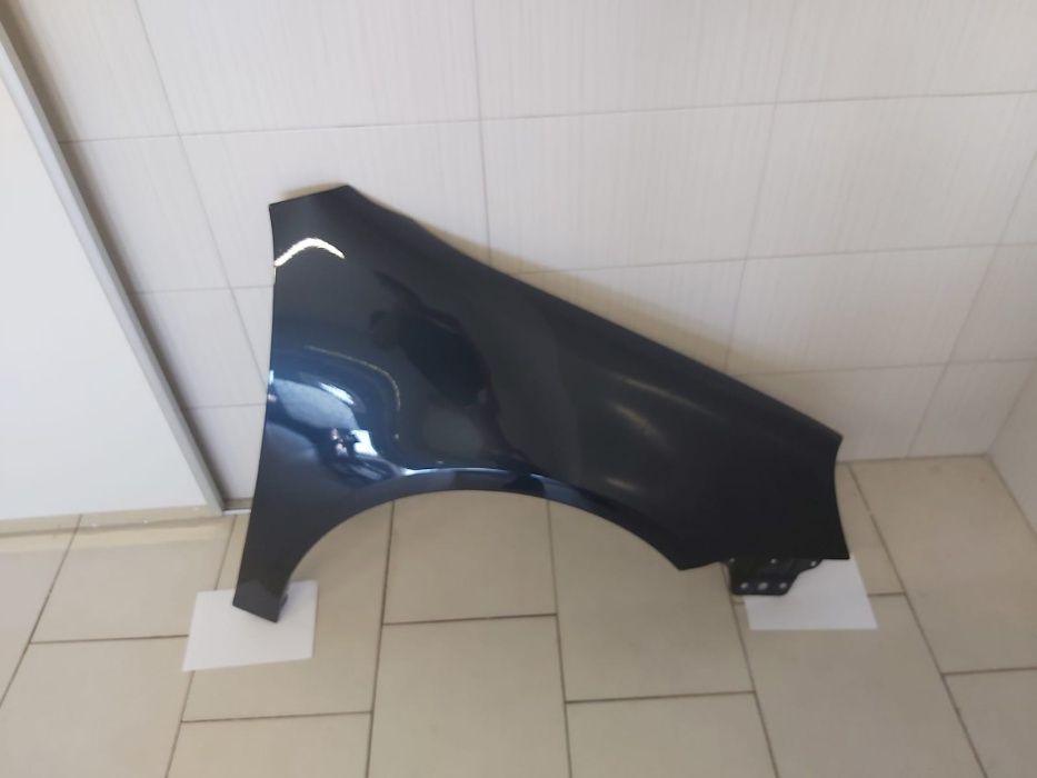 Aripa Fata Dreapta VW Golf 5/V 2004-2008 (LC5F (Albastru))