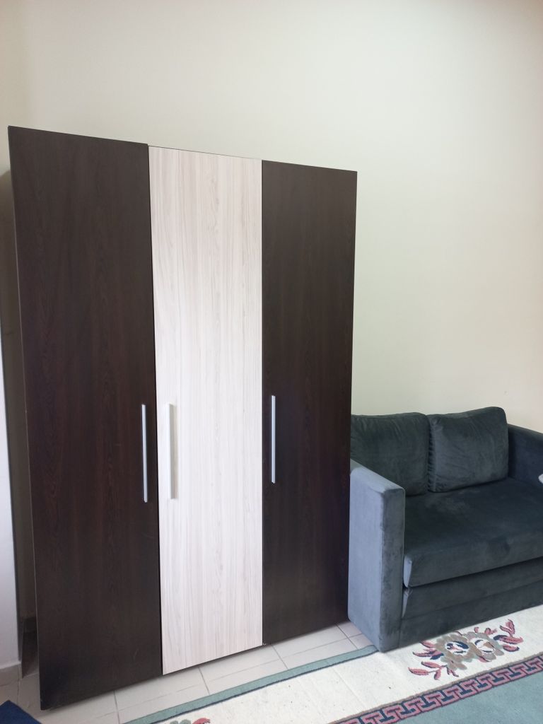 Дава се под наем Едностаен апартамент в ж.Зоопарк - 37 кв.м за 306 € - Снимка #2