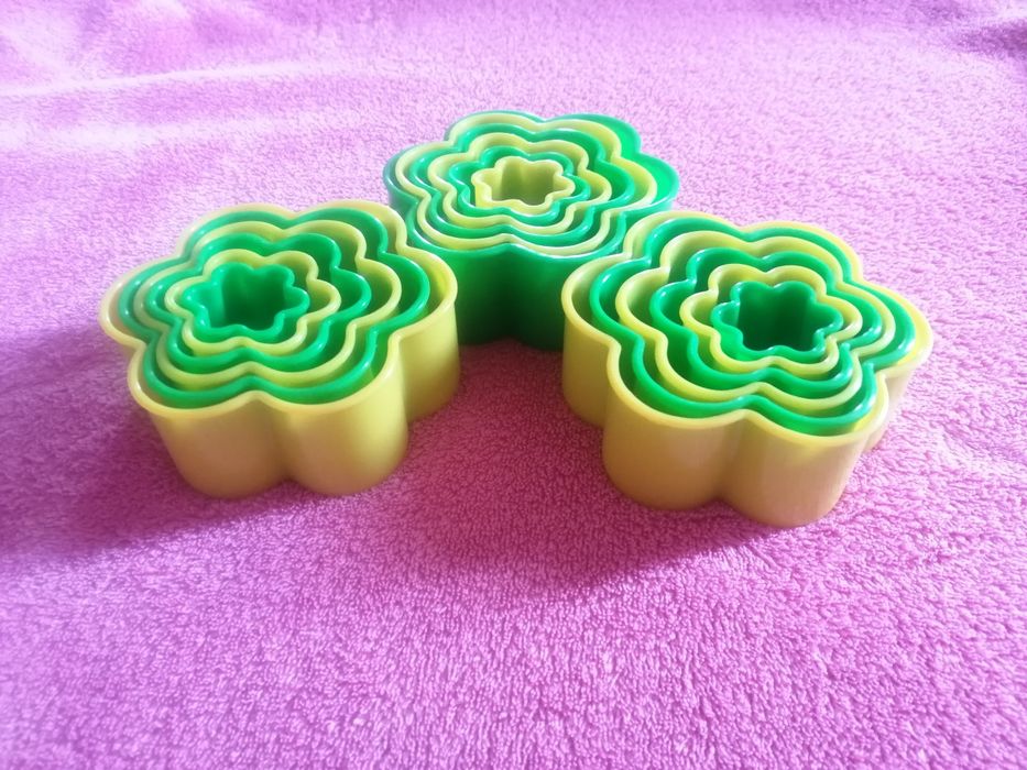 Set 6 forme/ decupaje flori aluat/ foietaj/ marțipan, mărimi diferite