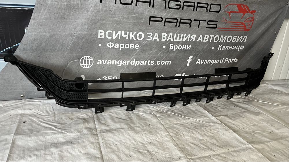 Предна решетка Mitsubishi Eclipse Cross 2022