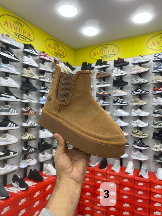 Ugg dama marimi 36-40 noi