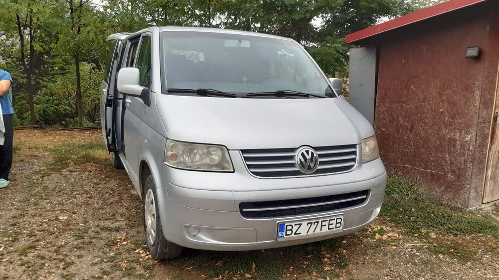 WV Caravelle 8 locuri