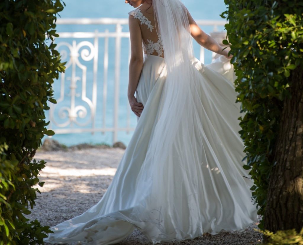 Сватбена рокля-Julia Kontogruni
