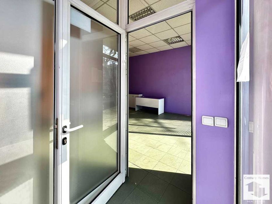 Продава се Магазин в Велико Търново, Център - 130 кв.м за 824 €/кв.м - Снимка #2