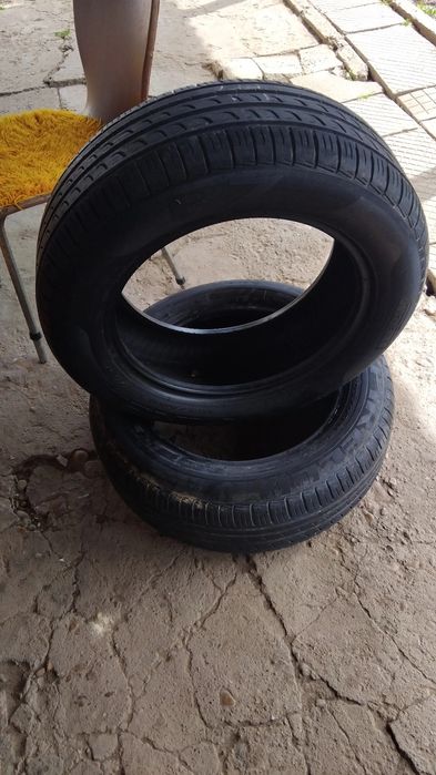 Продавам 4-броя гуми размер на гумите: 205/60R16 96W