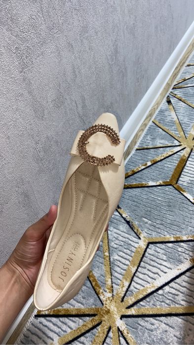 Продам балетки Josiny