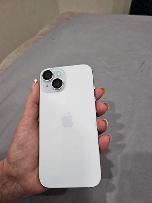 iPhone 15 в хорошем состоянии