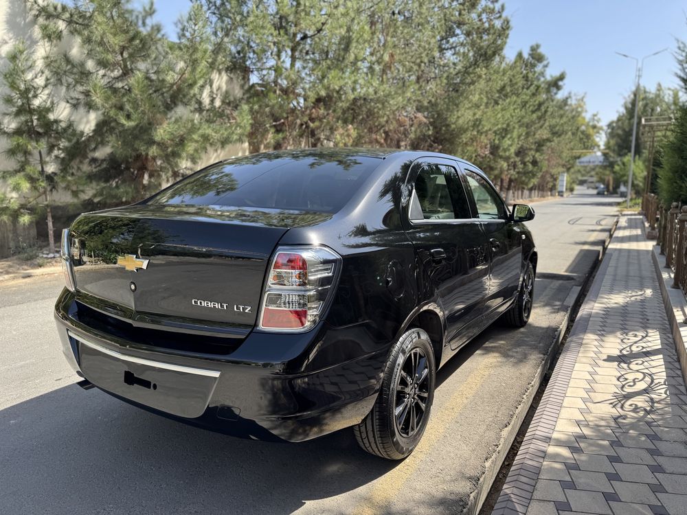Cobalt Midnight 2025 Bez Probeg 4 poz avtomat Full.