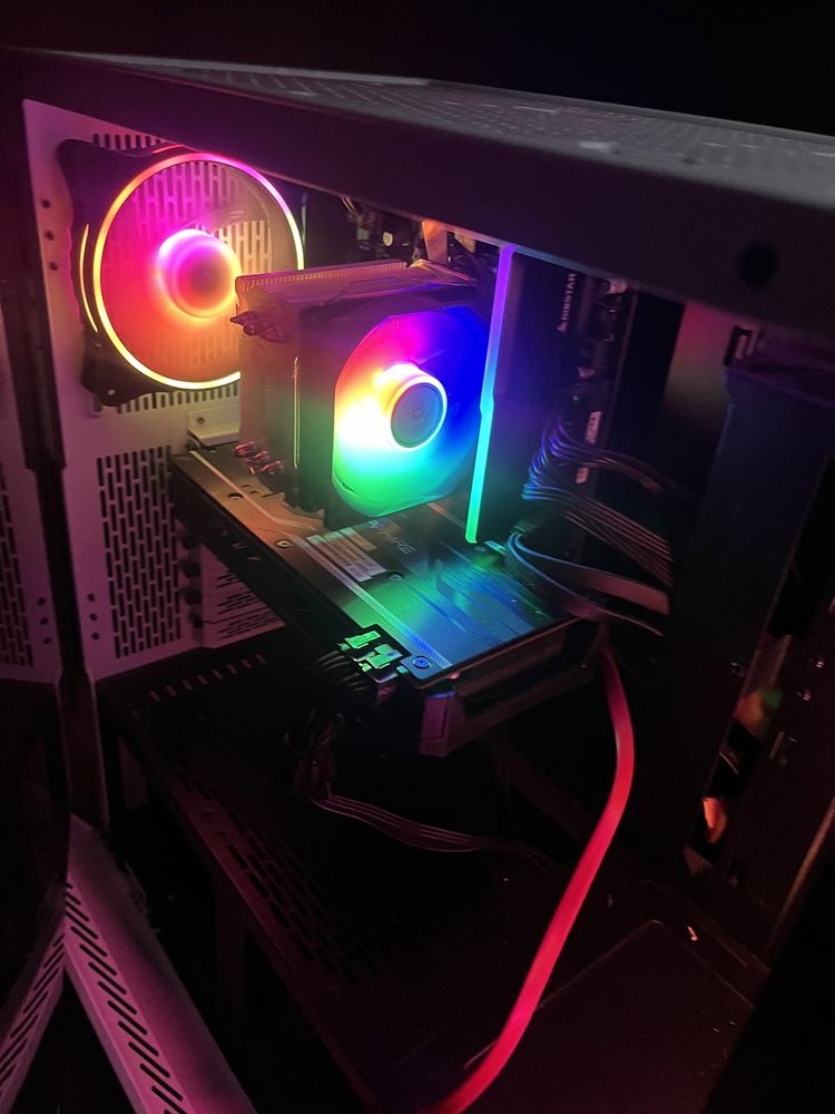 Pc / Calculator gaming plus piese extra