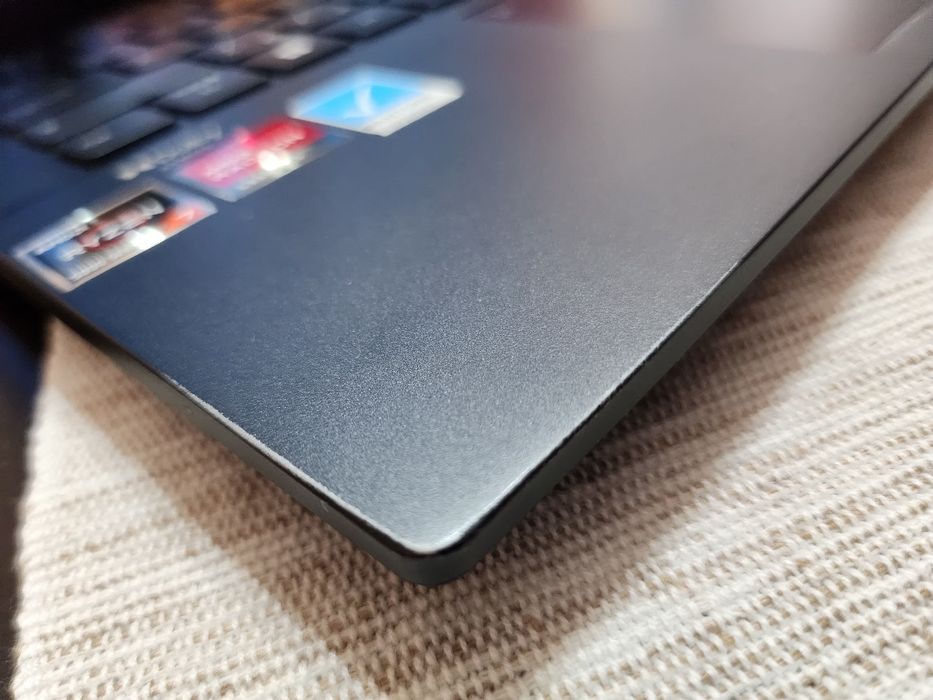 Лаптоп Asus ZenBook 14" OLED – Ryzen 7, 1TB SSD