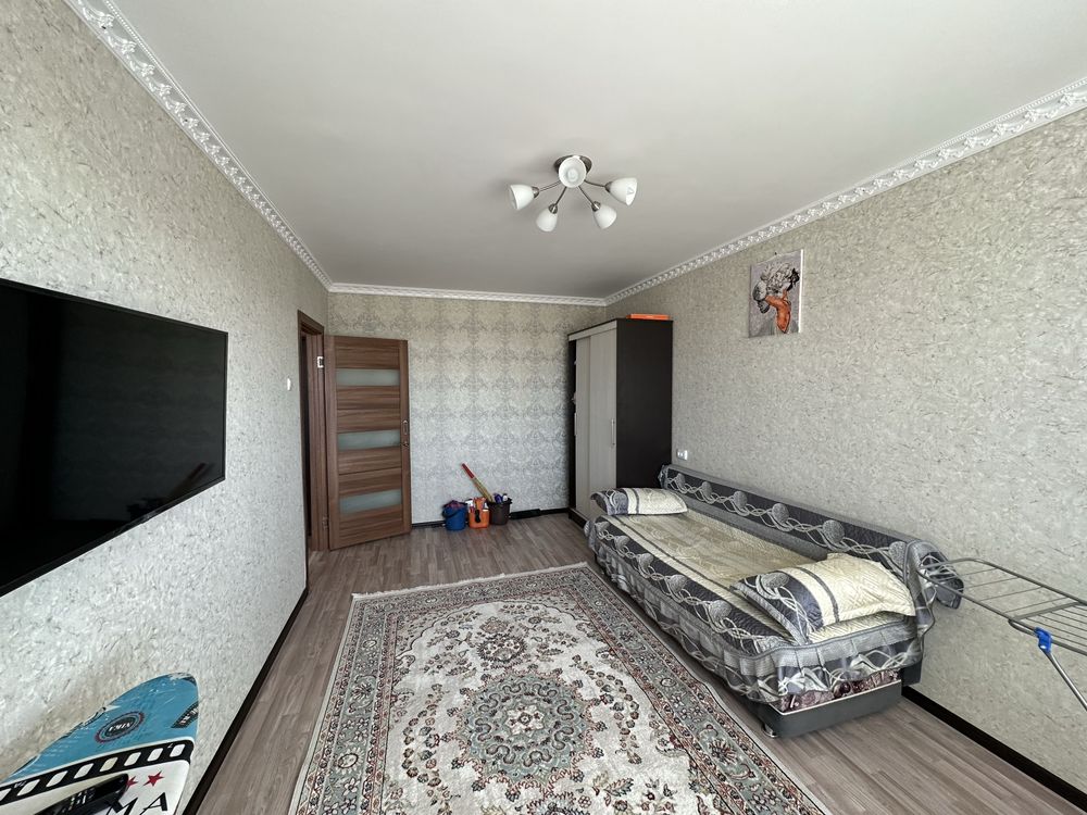 Продам 1-квартиру 1-85 этаж-4 один из последних построек.