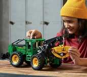 Lego Technic 42157 Tractor de corhanit John Deere 948L-II, 1492 piese