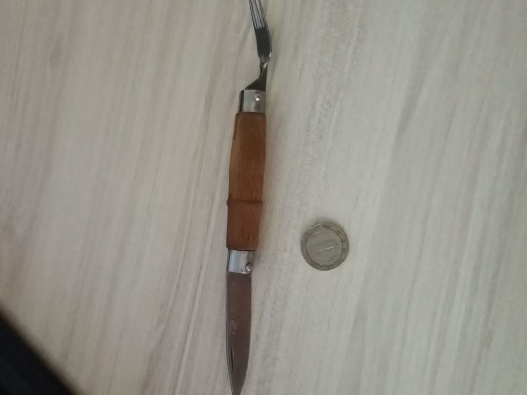 Джобно ножче с виличка