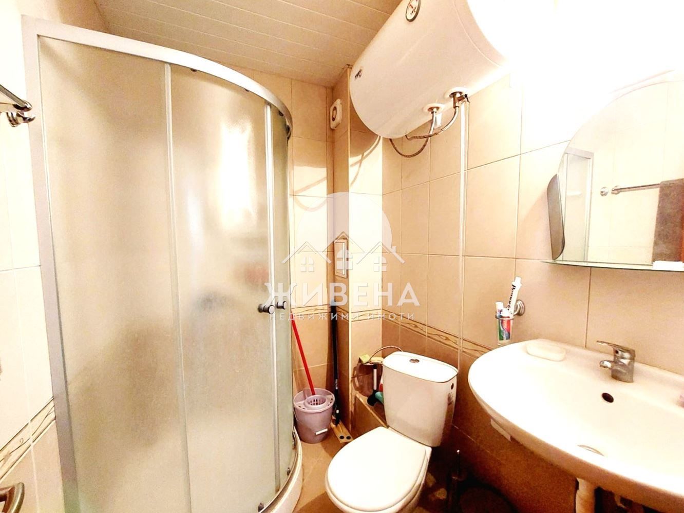 Продавам 3-стаен апартамент, к.к.Слънчев бряг, площ 77 кв.м