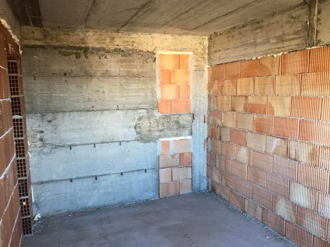 Продава се Тристаен апартамент в Асеновград - 102 кв.м за 771 €/кв.м - Снимка #1