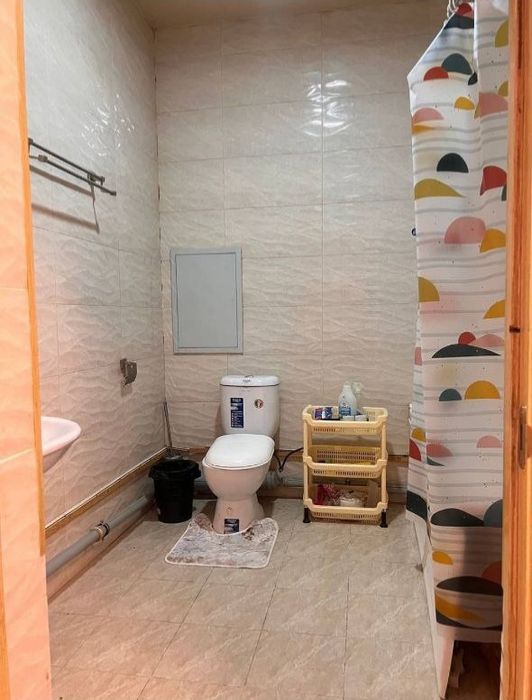 Uy sotiladi 9 hudud 16 etajka 15 etaj