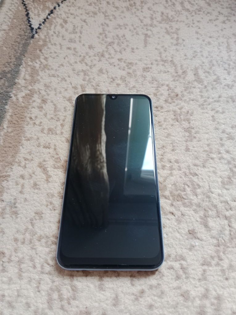 Продам Samsung a50 128gb