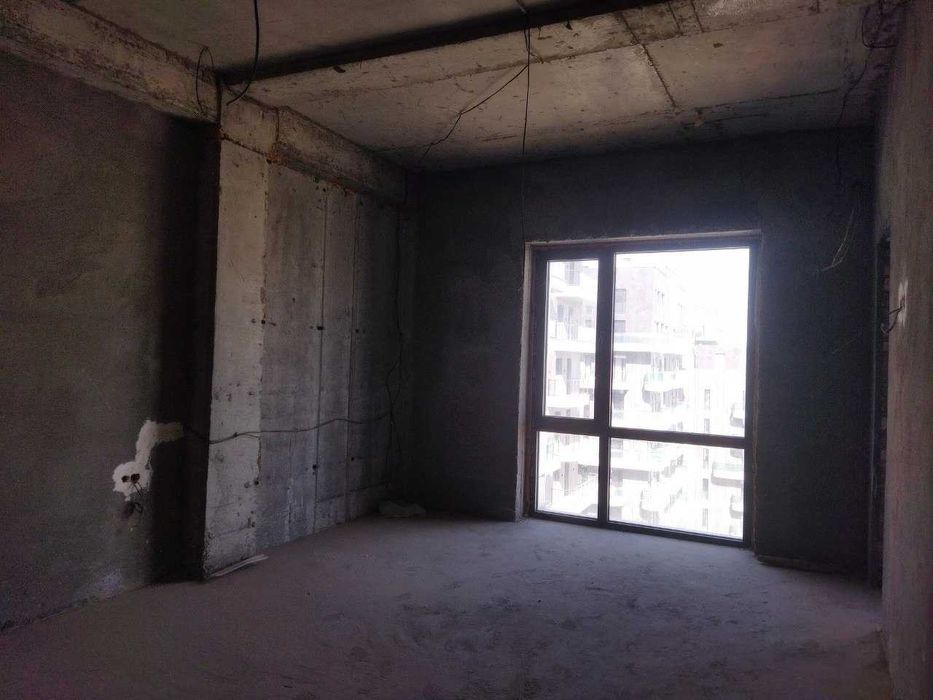 Продается 4-х  ком. коробка 210м2 Мирабад. посольство России [VS]