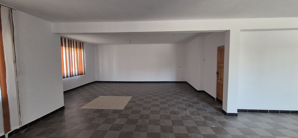 Spatiu de închiriat