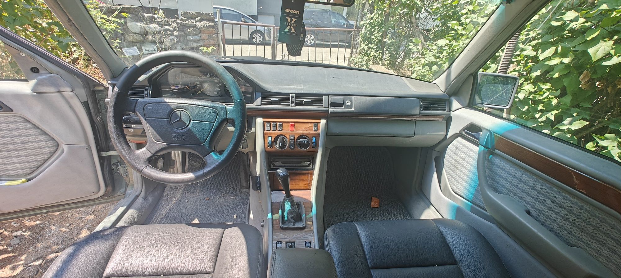 Mercedes 124 200T