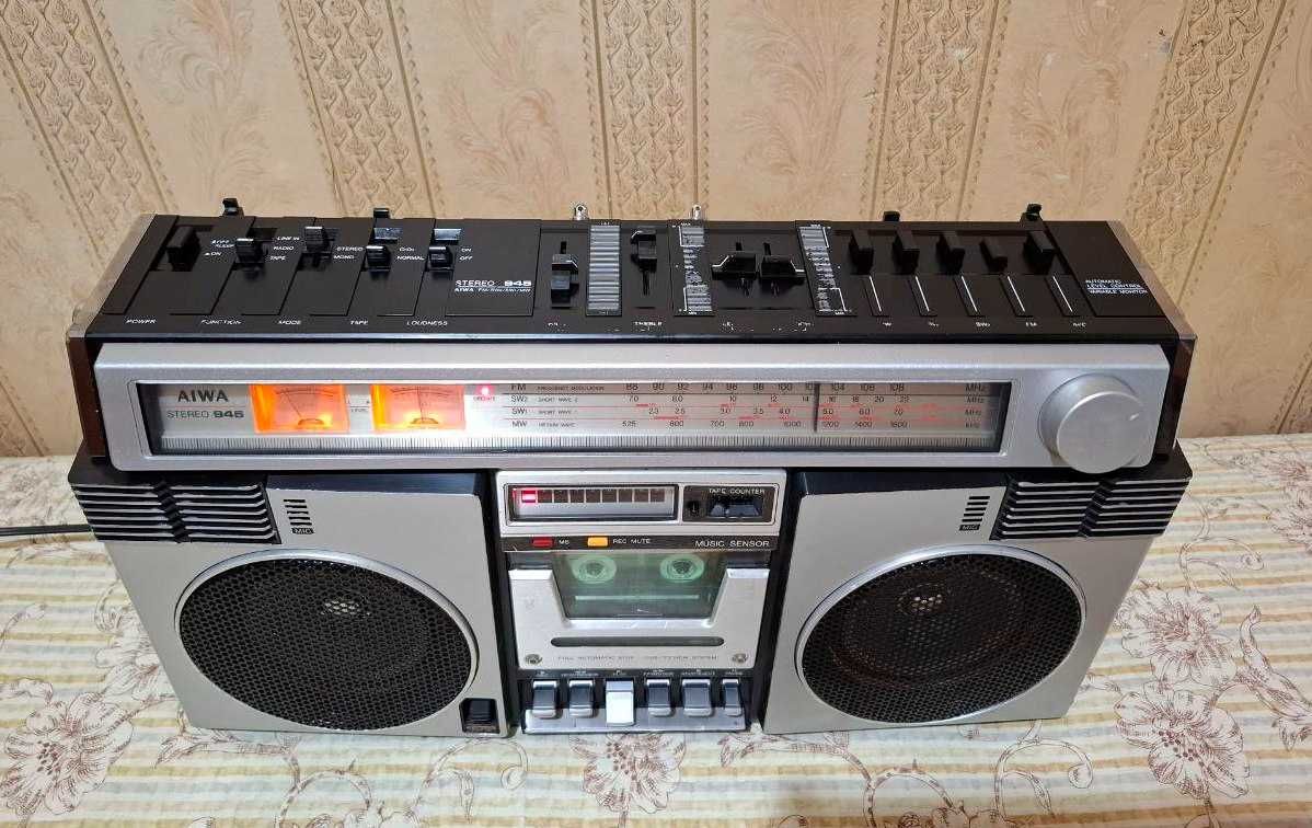 Магнитола  Aiwa TPR-945H