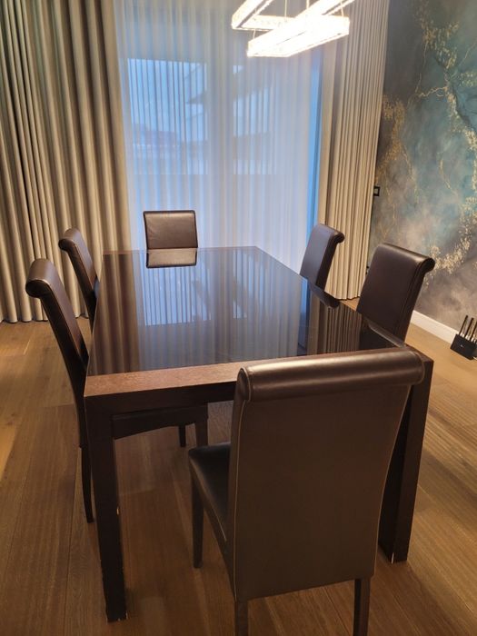 Set masă lemn + 6 scaune piele pentru  living / bucatarie