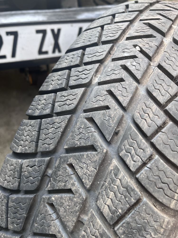 Продавам 4бр гуми Michelin Latitude 205/80R16