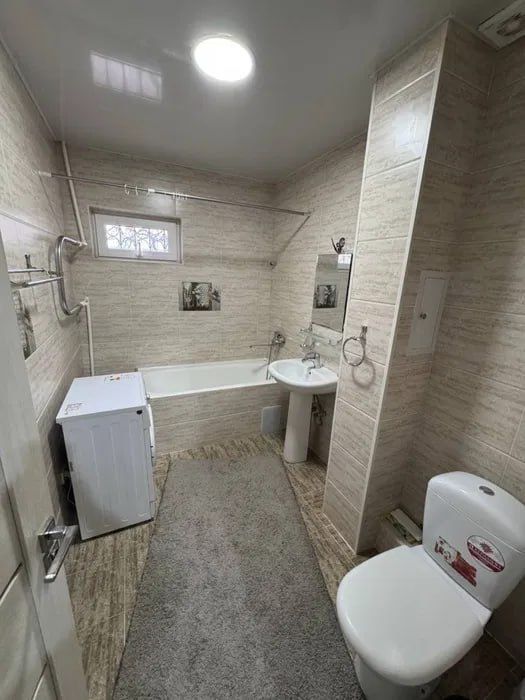 Arenda Kvartira bollaga qizlaga yakkasaroy