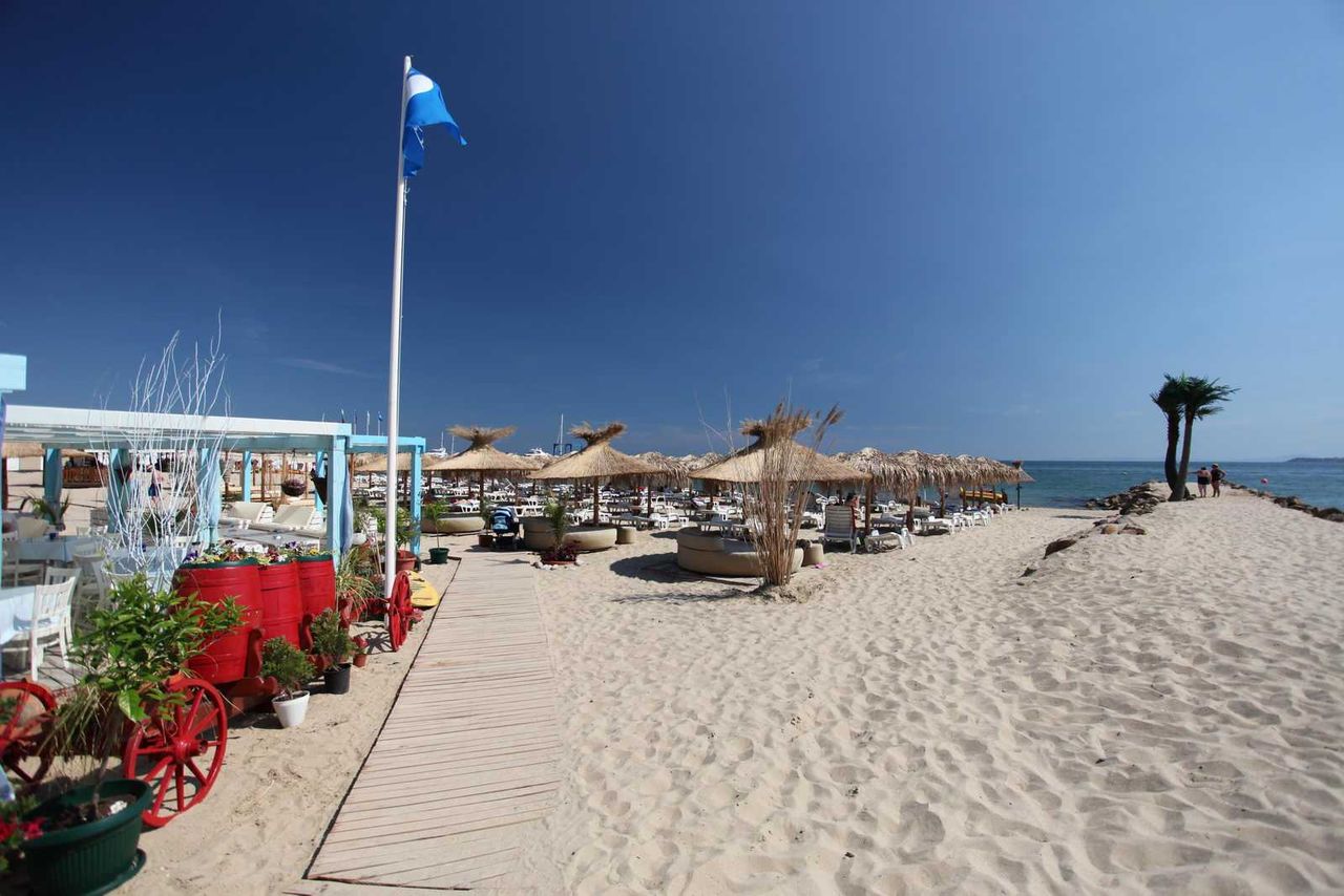 Продава се Къща в Свети Влас - 440 кв.м за 1023 €/кв.м - Снимка #22
