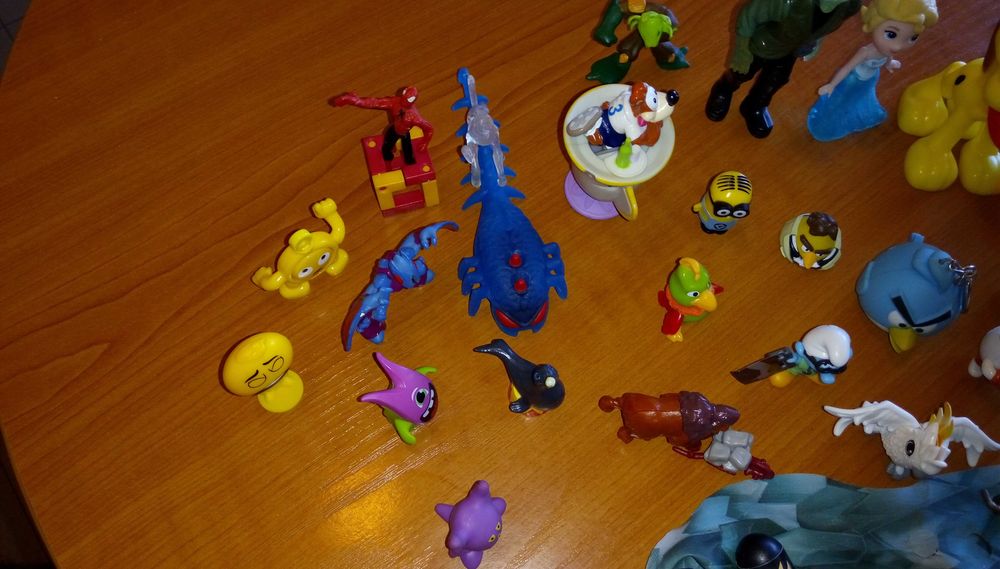 Играчки, фигурки от анимационни филми - Гормити, Ледена епоха, Замръзн