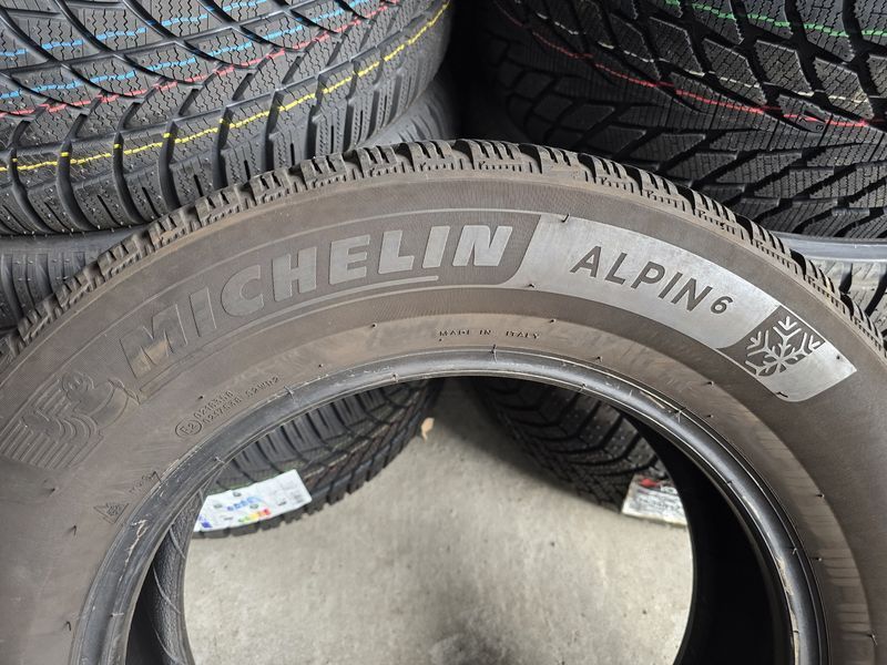 215/65/16 MICHELIN 4бр