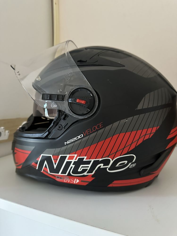 Каска за мотоциклет Nitro M