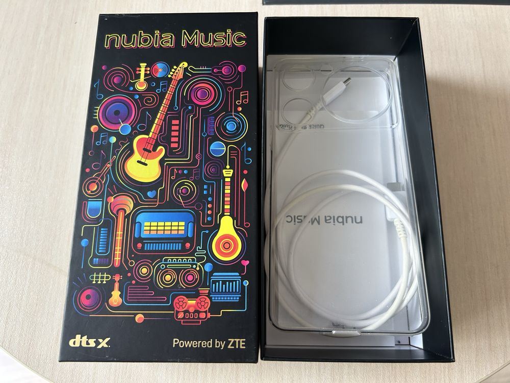 Продавам ZTE nubia Music 128/4+4GB