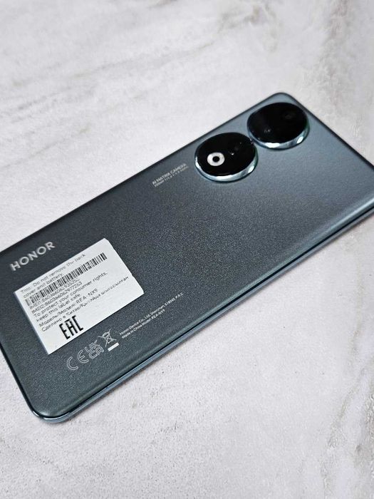 Honor 90, 256 Gb {г. Астана ул. Женис 24} лот: 719272