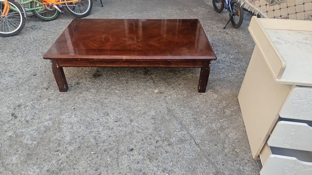 Продам стол для обеда